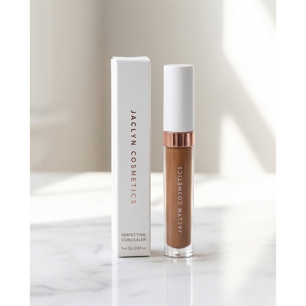 Jaclyn Cosmetics Perfecting Concealer Rich Red 6.7ml 0.23oz NIB